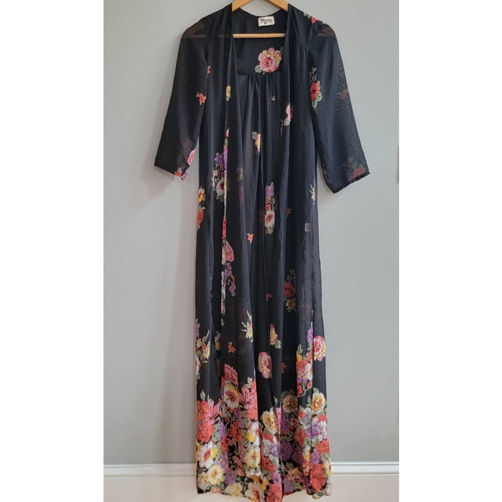 NWOT Gorgeous Sheer Show me your Mumu Kimono XS